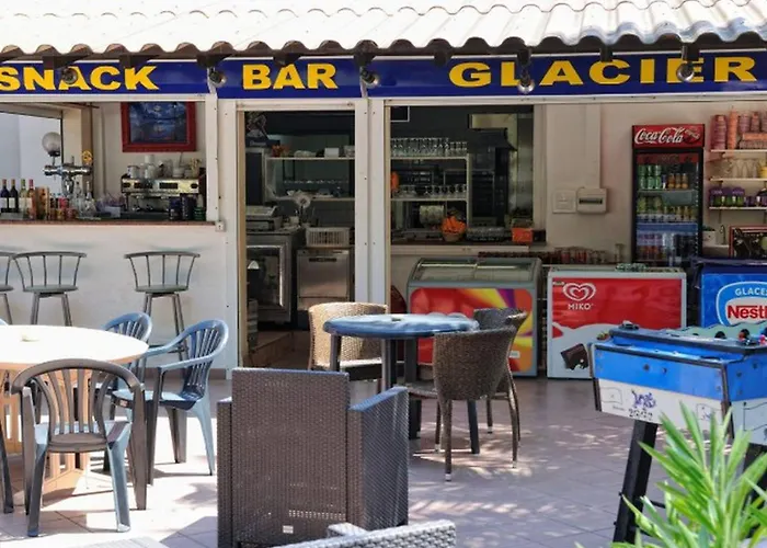 Confortable Avec Terrasse - 5 Pers. - Api-1-52-2138 Campsite Algajola (Corsica)