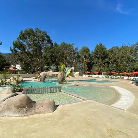 Camping Confortable Avec Terrasse - 5 Pers. - Api-1-52-2138 Algajola (Corsica)