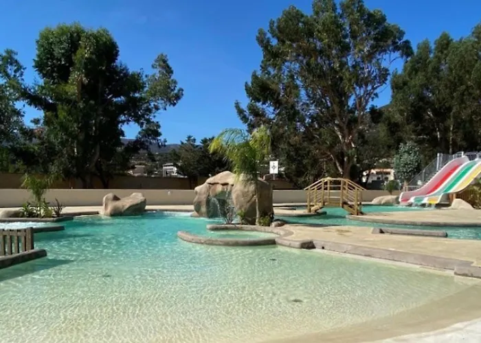Confortable Avec Terrasse - 5 Pers. - Api-1-52-2138 אתר קמפינג *