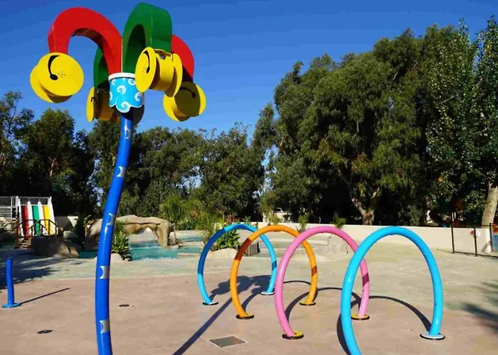 אתר קמפינג Confortable Avec Terrasse - 5 Pers. - Api-1-52-2138 *